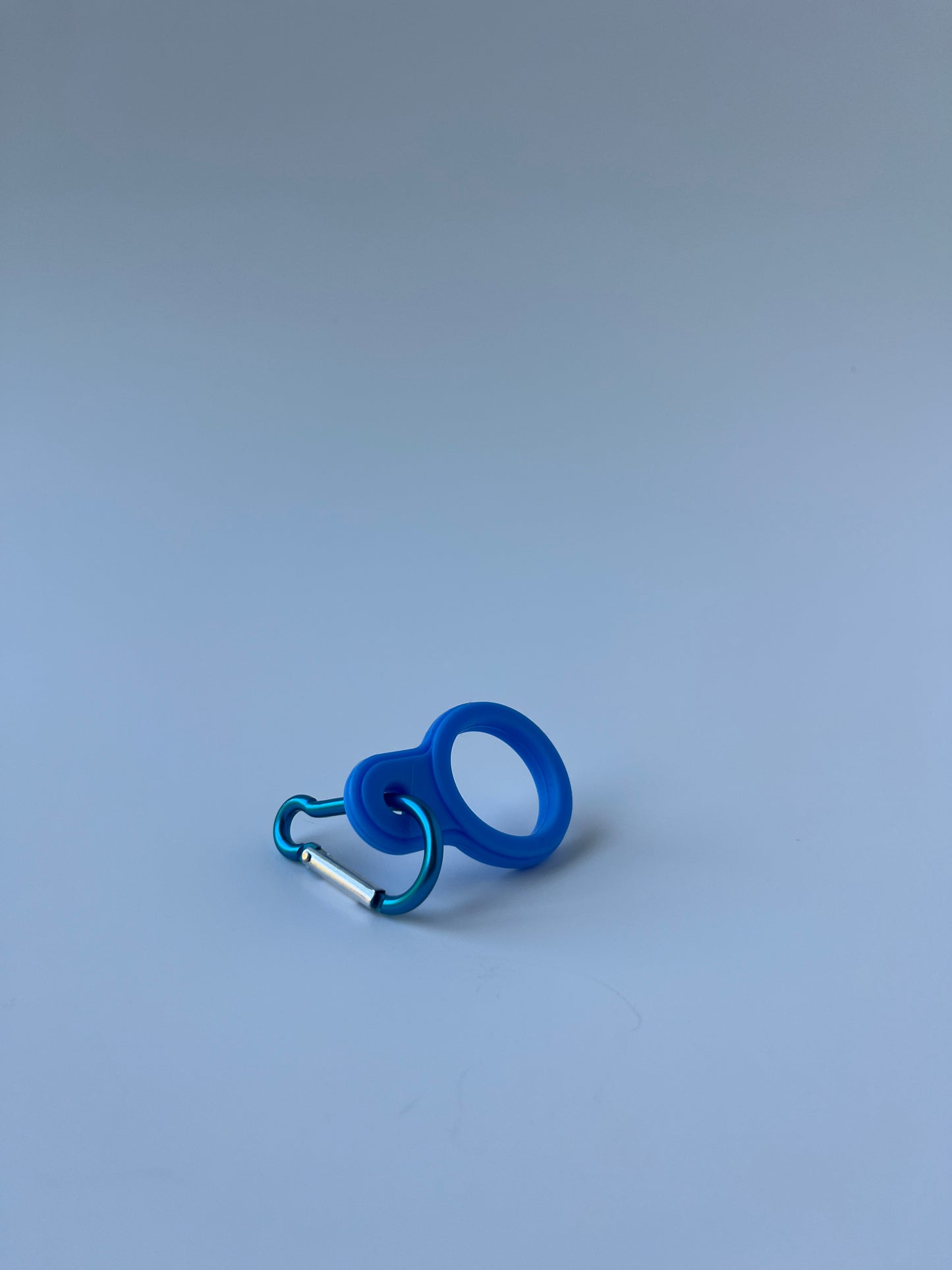 Bag Clip for Breakout Defense Spray and Mineral Tinted SPF 30 Face Lotion