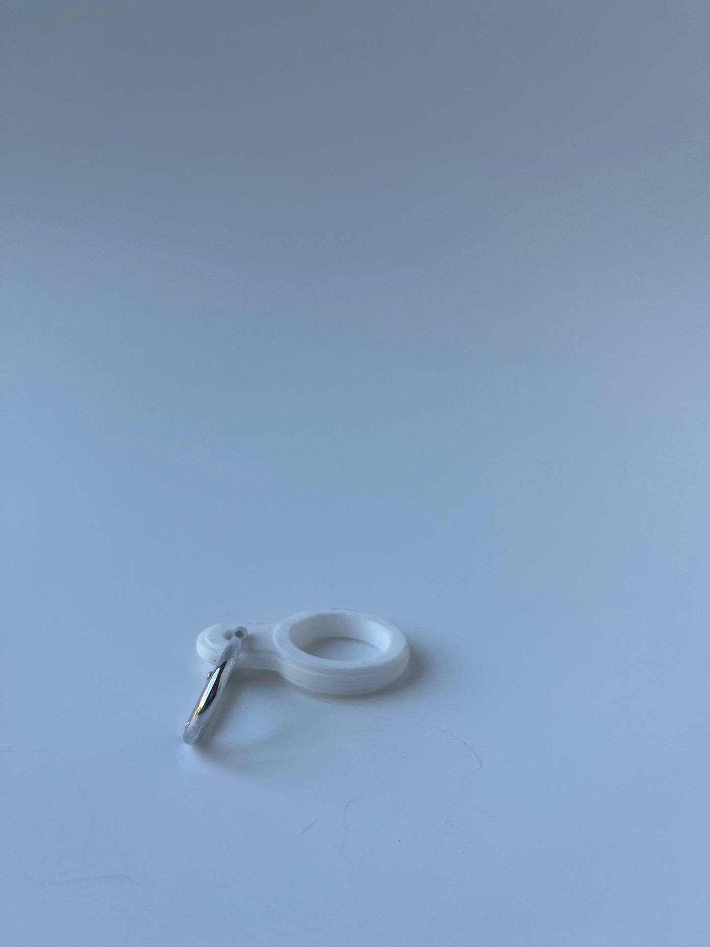 Bag Clip for Breakout Defense Spray and Mineral Tinted SPF 30 Face Lotion